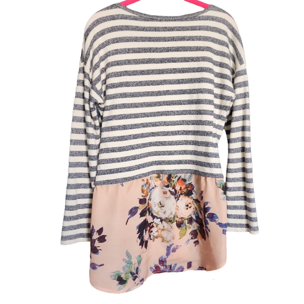EUC Anthropologie Postmark Layered Sweater Floral Top Size M - Picture 8 of 11